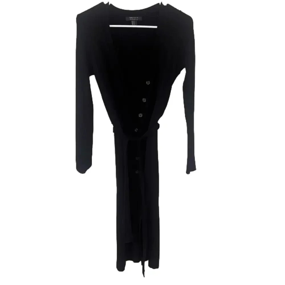 Forever 21 black belted sweater dress